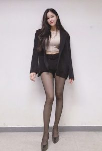 T-ara成员朴孝敏绝世好腿穿黑丝（第1张/共6张）