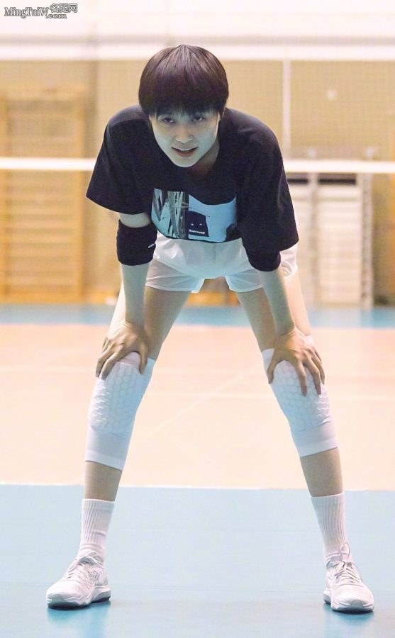大长腿排球运动员李宇春（第5张/共5张）