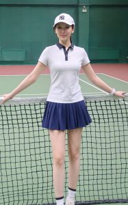 网球美少女朱梓橦白嫩细长的美腿（第2张/共9张）