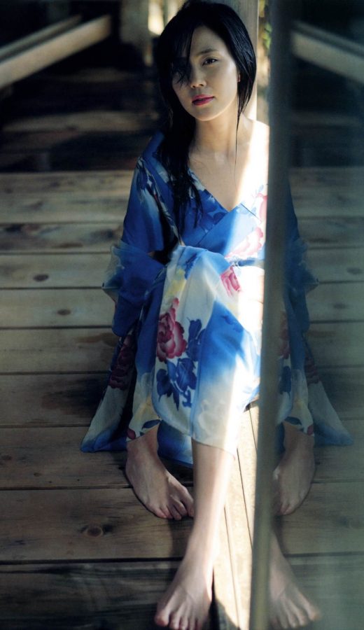 日本女演员木村佳乃穿和服秀白皙玉足（第1张/共1张）
