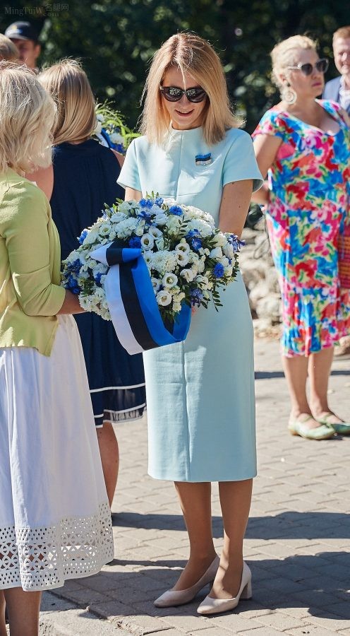 爱沙尼亚美女政治家Kaja Kallas的丝袜腿（第9张/共11张）