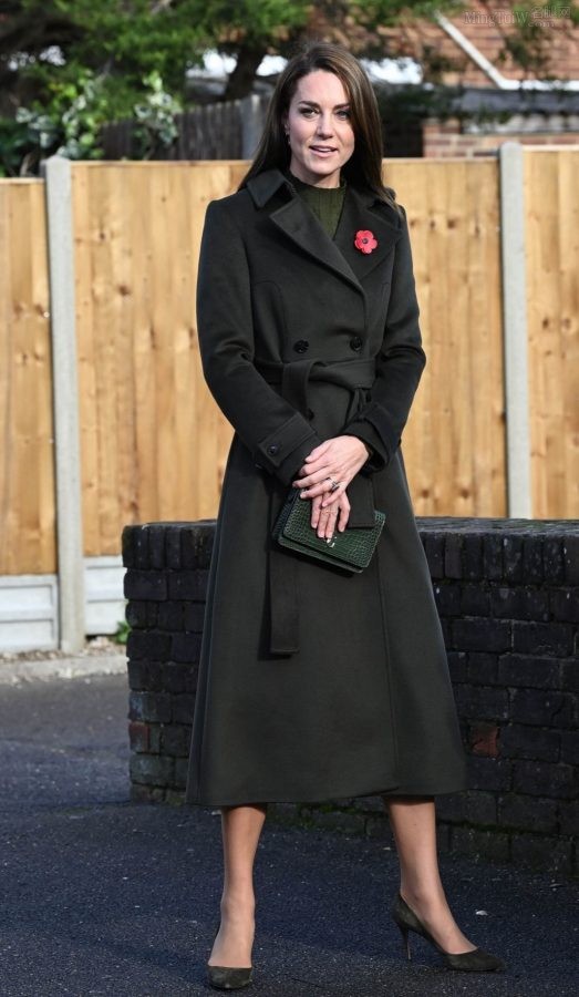 Kate Middleton腿穿质感肉色丝袜外出被拍（第6张/共10张）