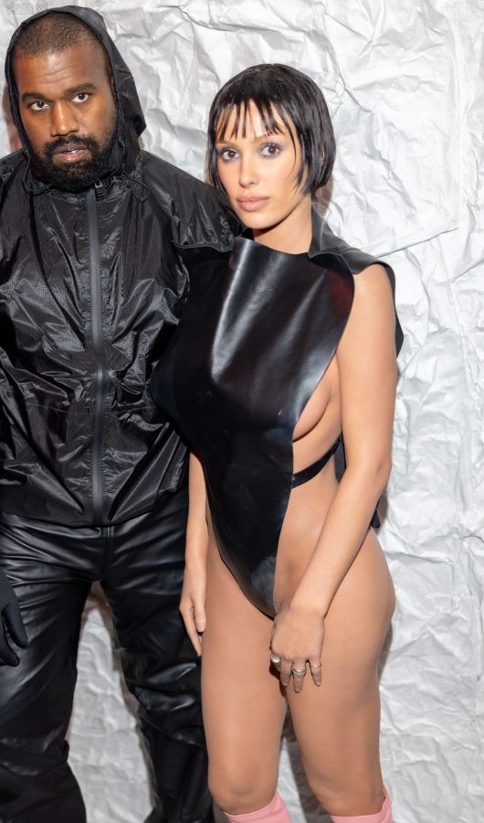 Kanye West的妻子Bianca Censori大胆另类着装现身米兰（第6张/共26张）