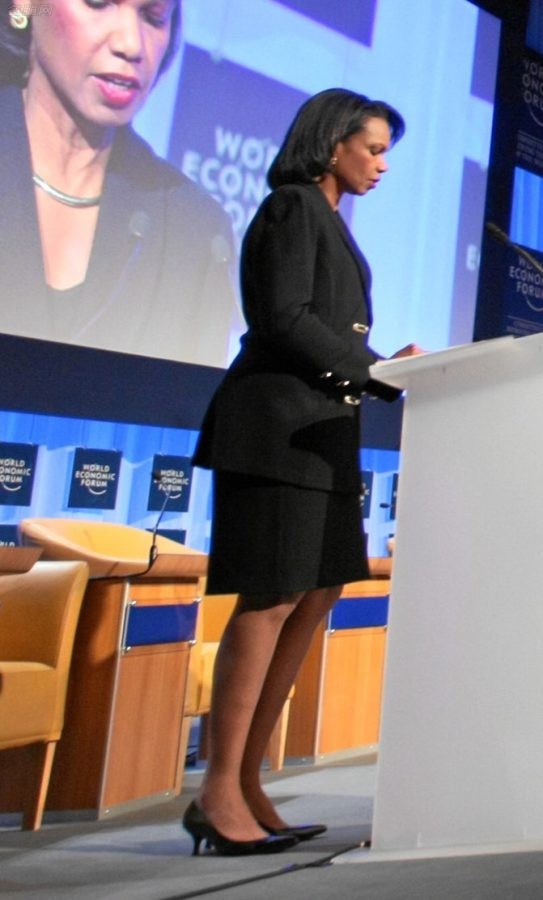 不喜勿喷美国前国务卿赖斯Condoleezza Rice的灰丝袜腿（第5张/共6张）