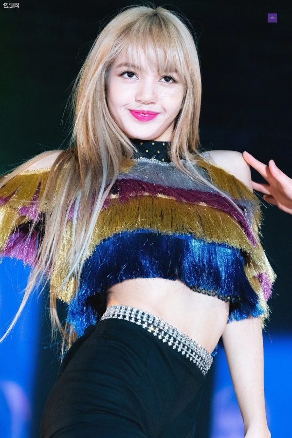 BLACKPINK成员LISA细腰长腿热辣（第4张/共4张）